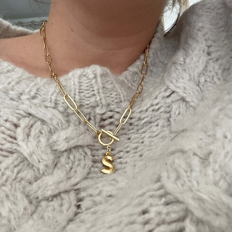 JULIA Toggle Clasp Necklace | MSHSM