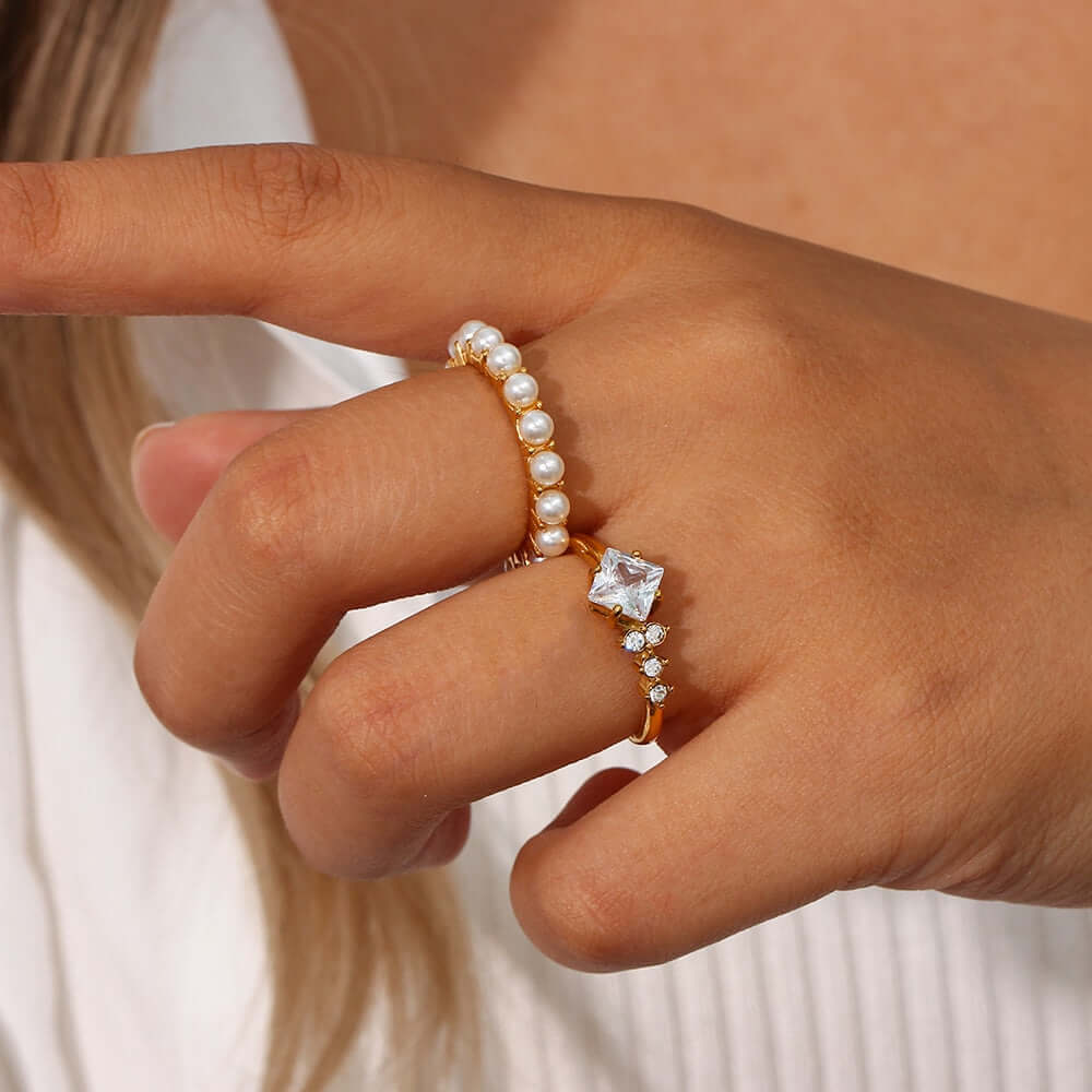 ISLA Round Pearls Ring | MSHSM