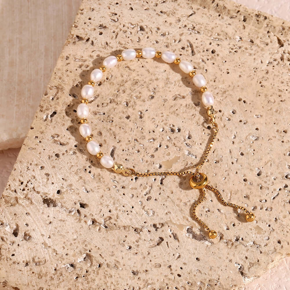 ISLA Pearl Beads Bracelet | MSHSM